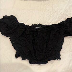 Black Ruffled Off-Shoulder Cap Sleeve Cropped Blouse